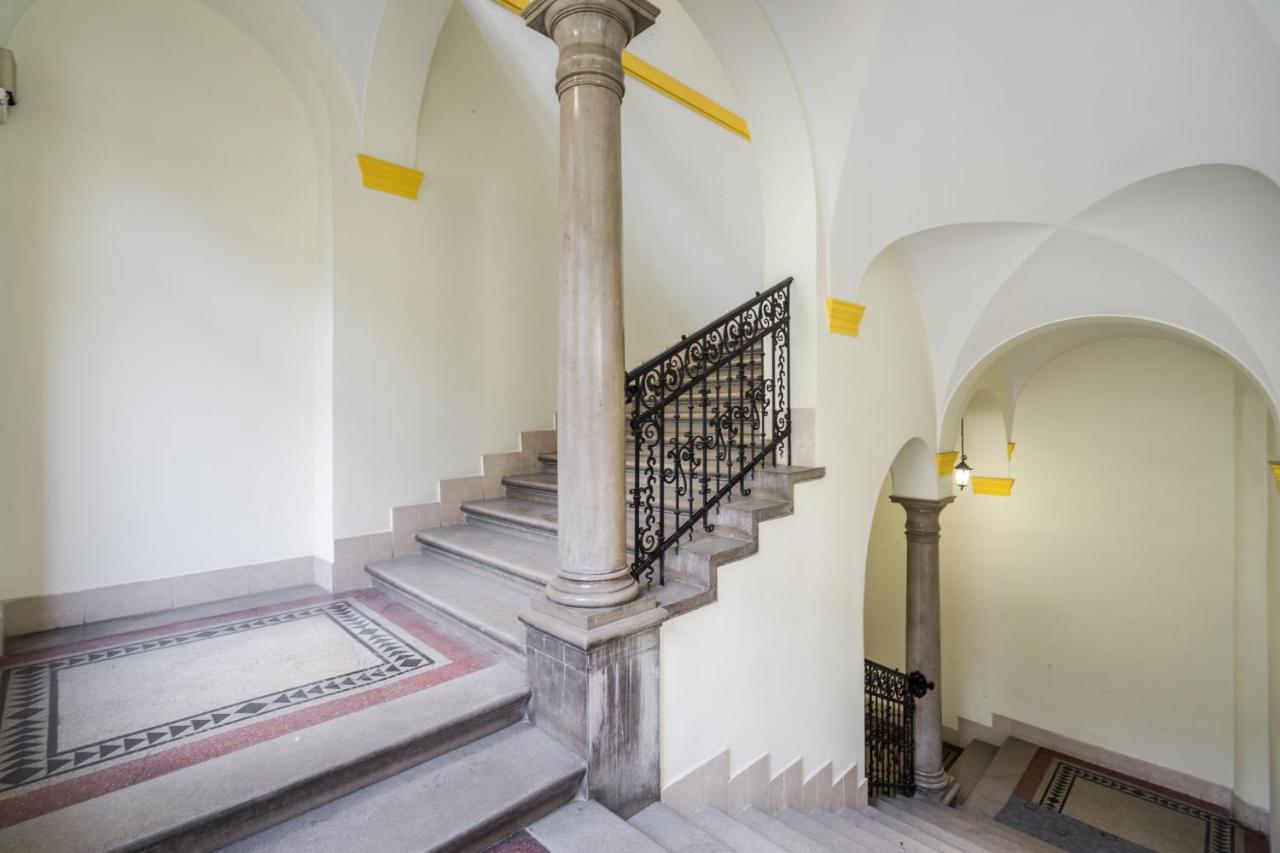 Kiraly 35 Luxury Apartment With Free Parking ブダペスト エクステリア 写真