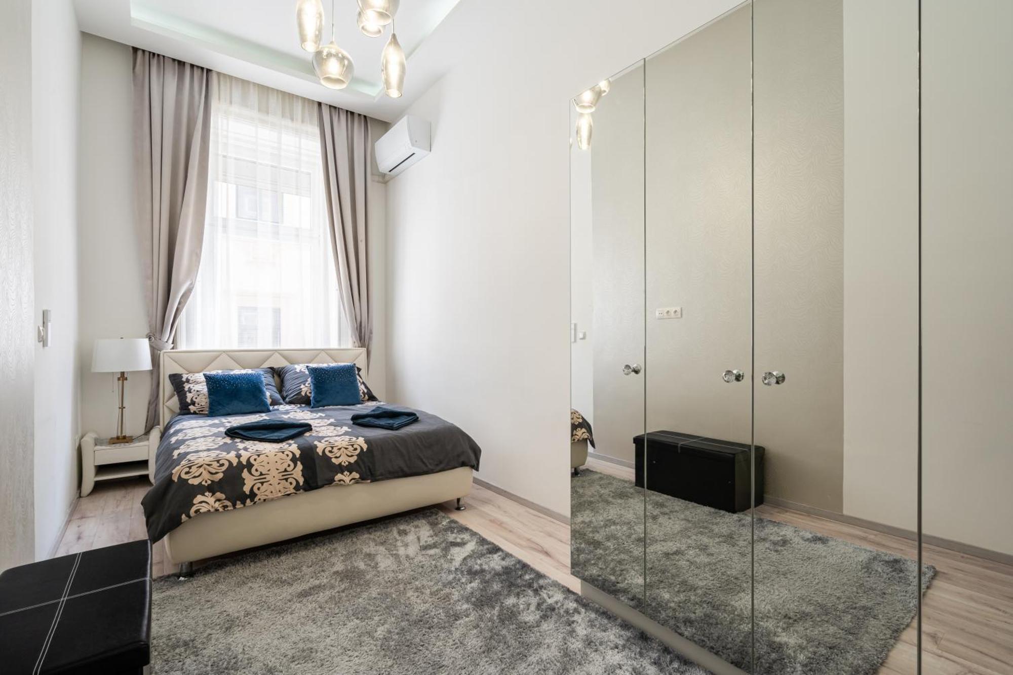 Kiraly 35 Luxury Apartment With Free Parking ブダペスト エクステリア 写真