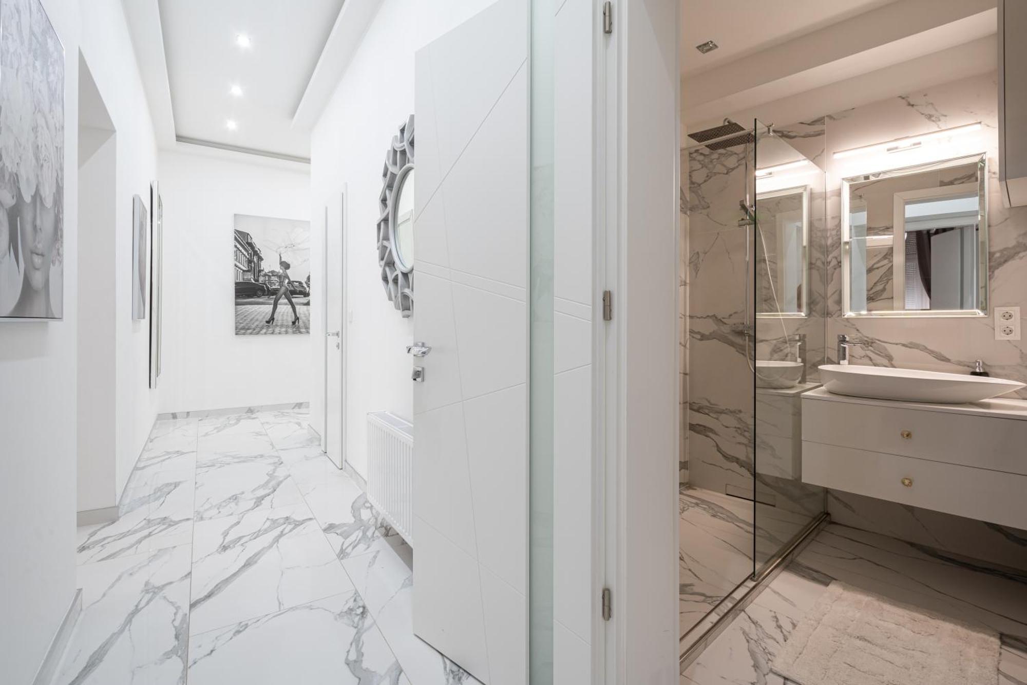 Kiraly 35 Luxury Apartment With Free Parking ブダペスト エクステリア 写真