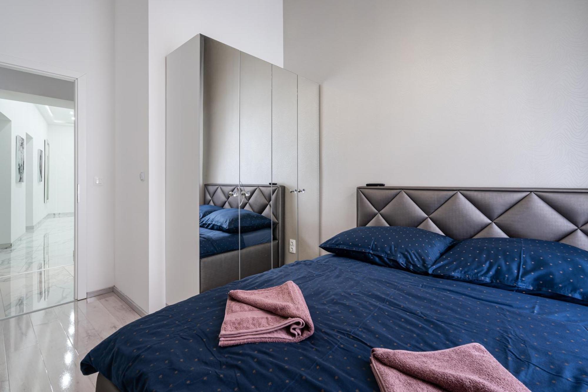 Kiraly 35 Luxury Apartment With Free Parking ブダペスト エクステリア 写真